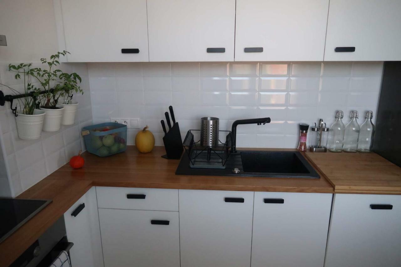 Hniezdo V Raji 1 - Luxurious Apartment 3 Min Walk To City Center Spisska Nova Ves Exterior photo
